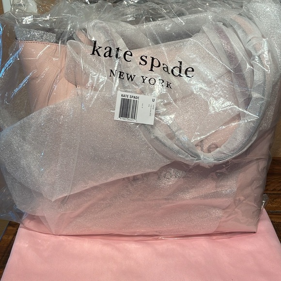 Kate Spade Blush Pink Tote with Pouch - Picture 12 of 12